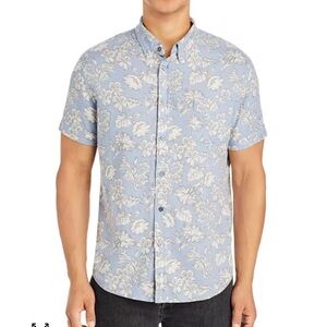 Rails Men's Blue and White Floral Shirt in XL